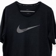 NIKE DF RUN DVN GX MILER SS 大LOGO 運動 休閒 慢跑 有氧 球衣 籃球 健身 排汗 開衩 短袖 男版 黑色 M號 DD4781-010 CLT-M TP0_2407 T