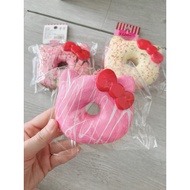 Hello kitty donut squishy