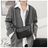 New Design Men Small Diagonal Square Bag Pu Leather Black Color Street Style Small Shoulder Bag Mobile Phone Bag Crossbody Bag