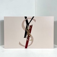 YSL 聖羅蘭520夜皇后五件套！ 內含：夜皇后精華30ml+夜皇后精華水30ml+夜皇后潔面30ml+方管口紅RM1.3g+自由之水身體乳50ml。