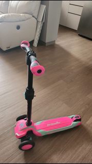 Scooter 滑板車