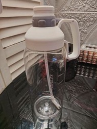 大容量水壺 附吸管
