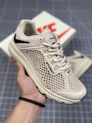 耐吉 Nike Air Max 2013 "Fossil" 斯圖西聯名復古氣墊運動跑鞋 男女鞋 公司貨