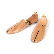 [SG Preferred] [SG stock Fast Shipping]1 Pair Shoe Tree Wood Shoes Stretcher Wooden Adjustable Man W
