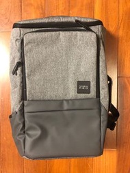 Samsonite Red 電腦背囊