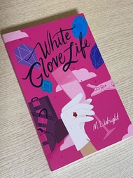 English Novel White Glove Life