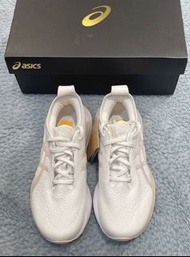 Asics GEL-Nimbus 25馬拉松跑步鞋女裝白色