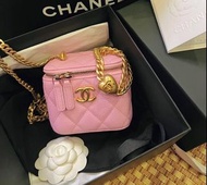 （sold）Chanel 心心調節扣粉方盒子