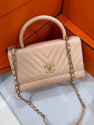 超美易襯💕Chanel coco handle medium Handbag