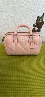 Coach全新粉紅色Puffy mini Boston