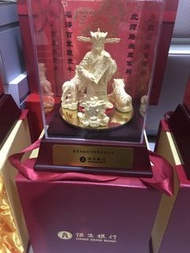 恒生銀行 金色財神擺件