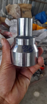 tum bi lỗ 20mm ren trong 14mm dùng máy xăng 5.5 đến 7.5hp