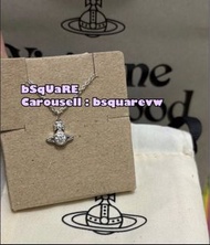 (有現貨！不用提問🙏🏻) 購自英國 經典款 Vivienne Westwood LONDON Pendant 合金 迷你水鑽土星 LOGO 項鍊 項鏈 頸鏈 頸鍊 (保証正貨及全新) 銀色