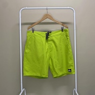 QUIKSILVER Surf Surfing 100% Ori Original Celana Pendek Pria