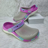 รองเท้าเเตะแบบสวม ของเด็ก Crocs LiteRide 360 (Size:26-34) มาใหม่ลาสุด ทรงสวย ผลิตจากยางอย่างดี นิ่ม เบา ไม่ลื่น ราคาถูก