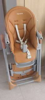 Aguard baby chair嬰兒餐椅 橙色