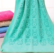 純棉柔軟大浴巾可穿可裹（長*寬70cm*135cm（綠兔頭浴巾））