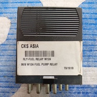 MERCEDES BENZ W124/W201 FUEL PUMP RELAY NEW OLD STOCK