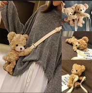 Tas Boneka Wanita Viral Kekinian Teddy Bear Tas Selempang Boneka Beruang Merangkul Lucu Anak Perempu