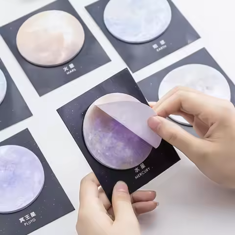 1-Pack Japanese and Korean Style Creative Starry Planet Series Round Memo Pad Memo Pad Notebook Offi