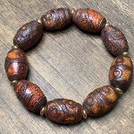 Boutique Weathered Open Piece Old Agate One Eye--Nine Eyes Family Portrait Dzi Bead Bracelet Size: a