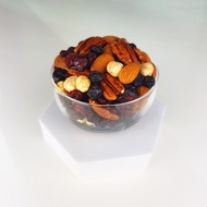 Tong Garden Double Berries Mix 500g [Best before 15 Mar 2027]