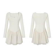 สินค้าลิขสิทธิ์แท้ IRIS BOUTIQUE 26 Spring  เดรสผู้หญิงแขนยาว คอเหลี่ยม ลูกไม้ เดรสสั้น ทรงเข้ารูป ก