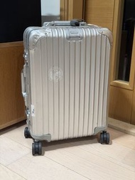 Rimowa 銀色行李箱 20 吋 topas classic flight 28 30