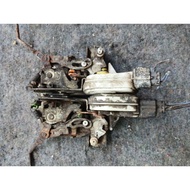 Mitsubishi Lancer CK4 door lock