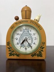 龍貓 木製鬧鐘 - Rhythm 麗聲鐘-敲打木響鬧-12 x 17 x 5.8 cm-正版