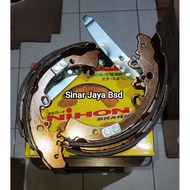 Rear Brake Canvas Brake Shoe Fortuner, Hilux