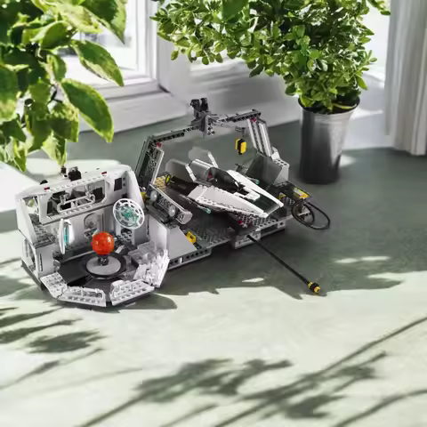 Star battle 789PCS MOCHome One Mon Calamari Star Cruiser - Limited Edition building blocks Ornaments
