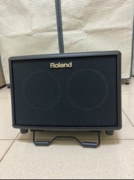 Roland AC33 木吉他專用街頭藝人音箱（可同時接麥克風）