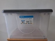 放售 EZ Keep Plastic Bag 52L 透明儲物膠箱