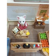 Sylvanian families Calico critters Supermarket Preloved condition