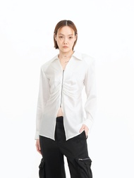 Pania Ixora shirt in Shiny white แพนญาเสื้อเชิ้ตรุ่นอิกซอร่าสีขาวเงา