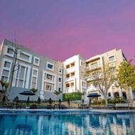 โรงแรม Essentia Luxury Resort & Spa Udaipur - อุเดเปอร์