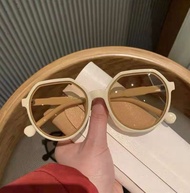 Gratis Ongkir - Kacamata Fashion Wanita  / Sunglasses Fashion / Kacamata Import / Kacamata Korea