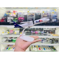 Fedex ATR-72 Propeller Plane Model 20cm MB20151