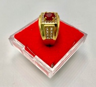 แหวนทอง 18K พลอยทับทิมสีแดงล้อมเพ็ชรสวยงาม สวยสดใสดูดีมีราคา ไม่ลอกไม่ดำใช้ได้นานเป็นปี รับประกันสินค้าดีมีคุณภาพ ใส่แล้วโชคดีร่ำรวยๆ