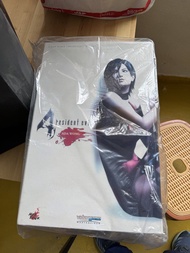 Hot ，Toys -生化危機 VGM16 - Biohazard 4 HD: 1/6th scale Ada Wong Collectible Figure