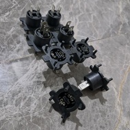 Original H7 Lamp Socket Mitsubishi Kuda news