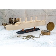 RMS Titanic Ship Miniature 1:1000 Scale - Legendary Cruise Ship Model