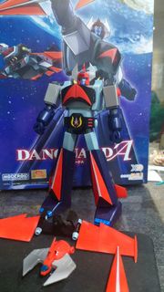 MODEROID 太空保衛者 成品