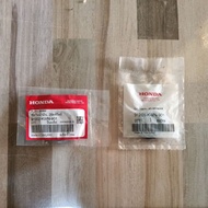 Crankshaft Seal HONDA Click125i Genuine From The Center 91202-KWN-901/91201-KWN-901