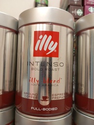 $120/2樽，illy Intenso 深焙研磨咖啡粉，以下是其主要特點： 
口感風味：屬於深焙咖啡（Bold Roast），口感濃郁飽滿，帶有可可及乾果的香氣，尾韻豐富。 
產品規格：採用100%