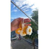 GANTUNGAN Daisy Keychain crochet| Knitted daisy flower keychain cute flower keychain