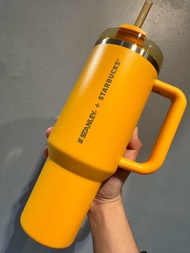 Starbucks 40oz Stanley Mustard Quencher (Starbucks Stanley)