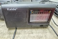 几十年前旧收音机，运作正常,冇后面电池盖