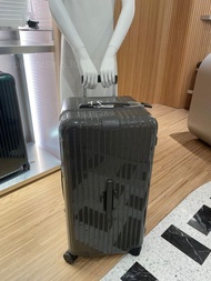 RIMOWA Essential Trunk Plus Size 33寸行李箱